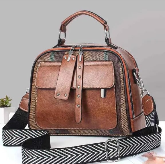 Classic Brown Leather Duffel – Full-Grain Kenyan Hide